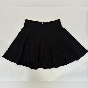 H&M mini skater circle skirt; black (size 6)